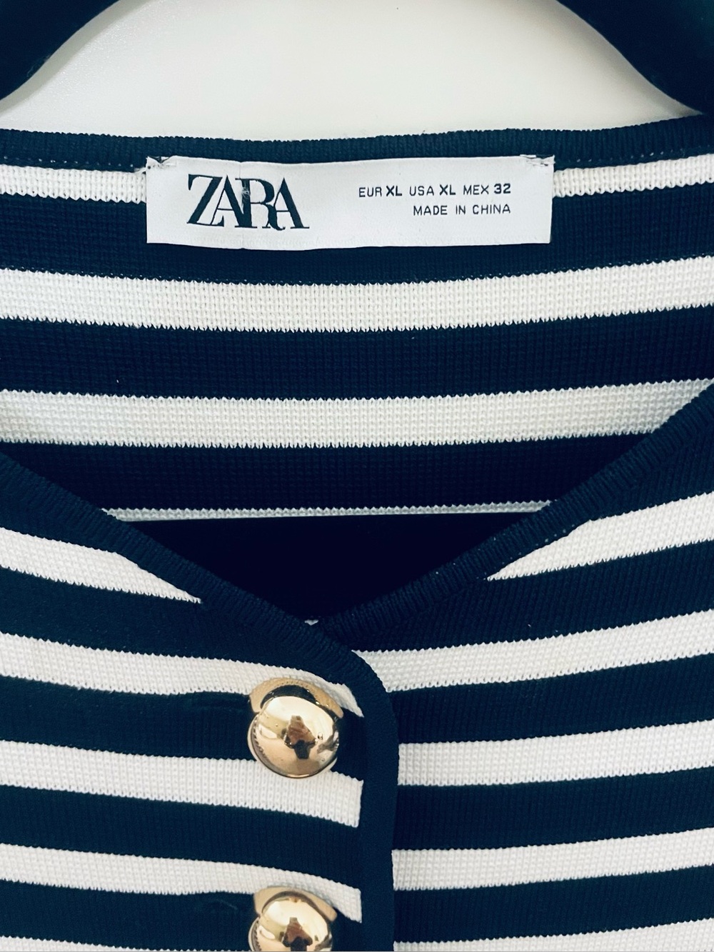 Zara Navy & White Striped Knit Cardigan with Gold Buttons – XL - Picture 4 of 7